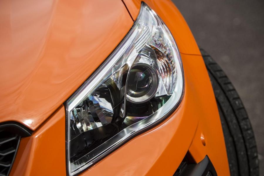  Vauxhall VXR8 GTS 2014 года  (фото 42 из 88)